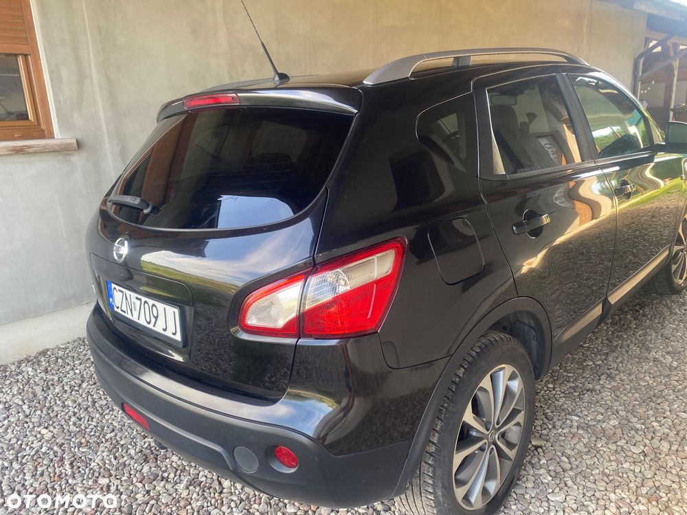 Nissan Qashqai 2.0 4x4 Tekna CVT - 5