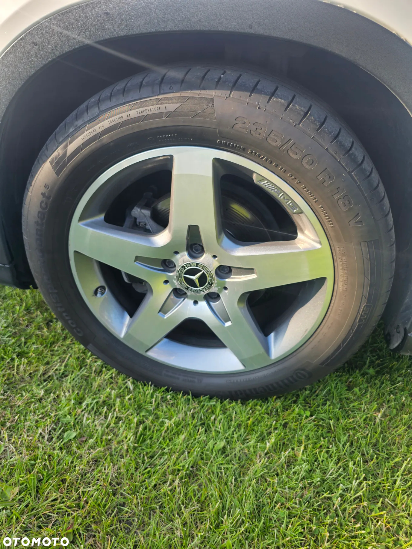 Mercedes-Benz GLA 180 d 7G-DCT AMG Line - 18