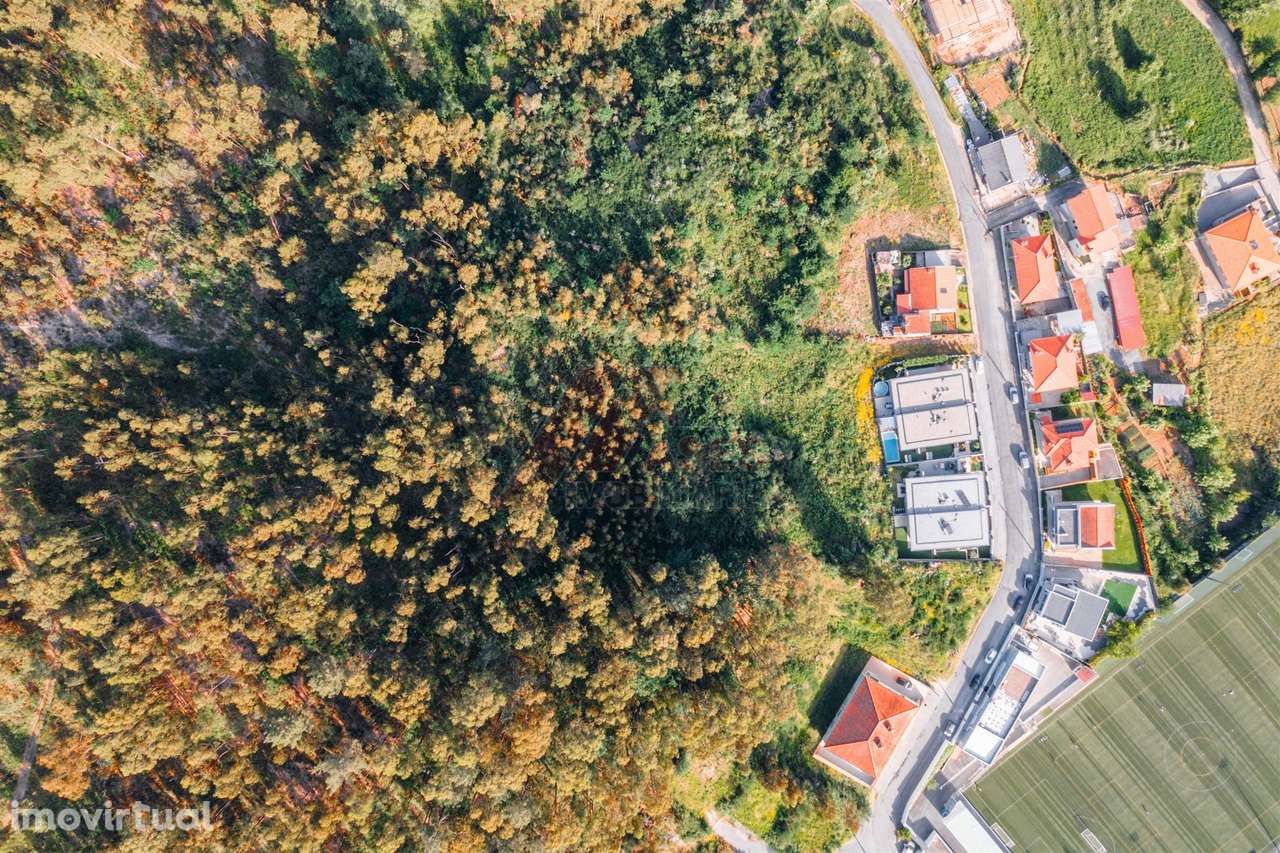 TERRENO COM VIABILIDADE DE CONSTRUÇÃO PARA 4 MORADIAS! - Grande imagem: 3/15