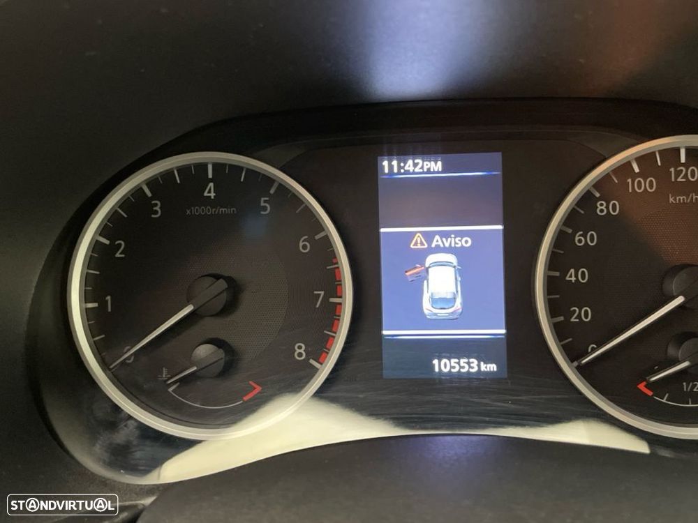Nissan Juke 1.0 DIG-T N-Connecta DCT - 9