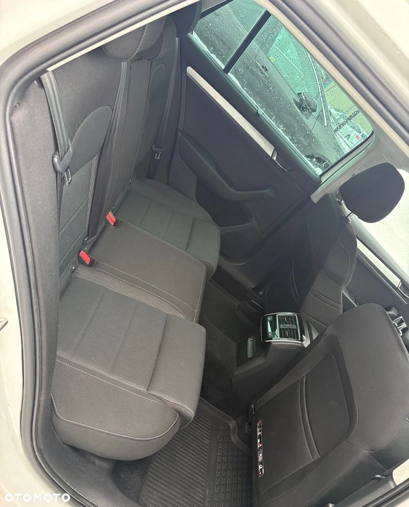 Skoda Superb 2.0 TSI 4x4 Ambition DSG - 9