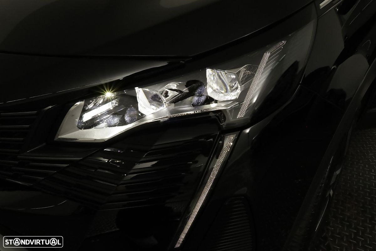 Peugeot 3008 1.2 PureTech GT EAT8 - 5