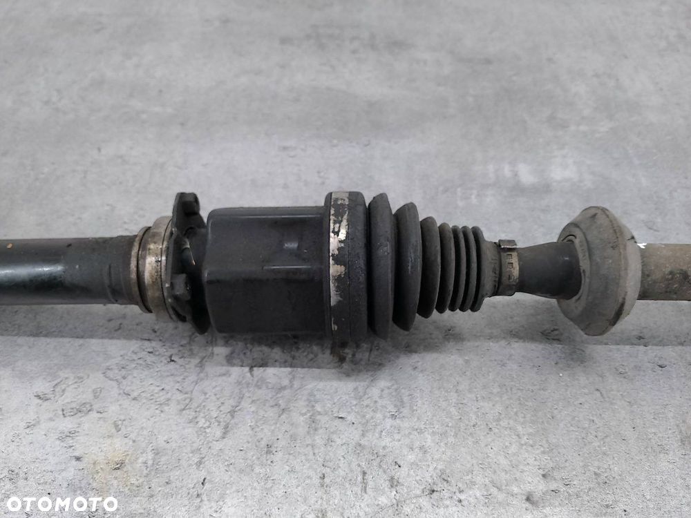 PÓŁOŚ PRAWA PRZÓD ALFA ROMEO 159 50504034 1.9 JTDM - 4