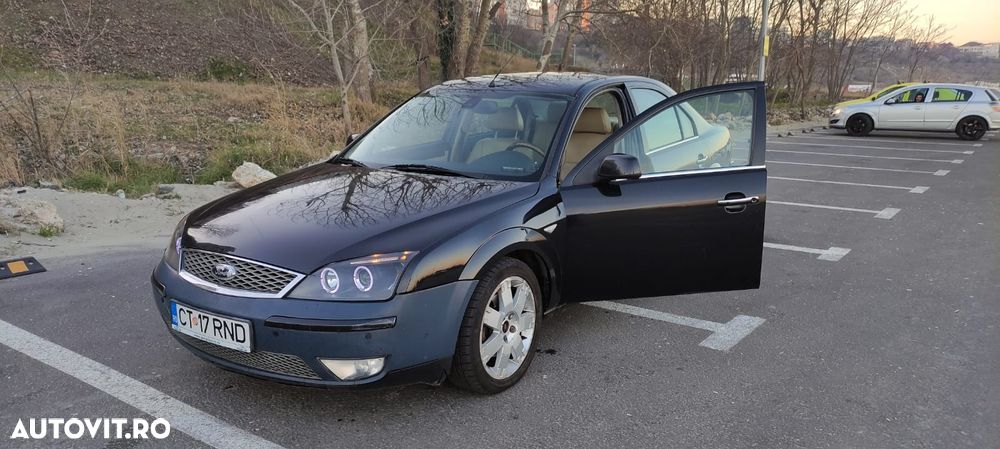 Ford Mondeo 2.0TDCi Aut. Ghia - 1