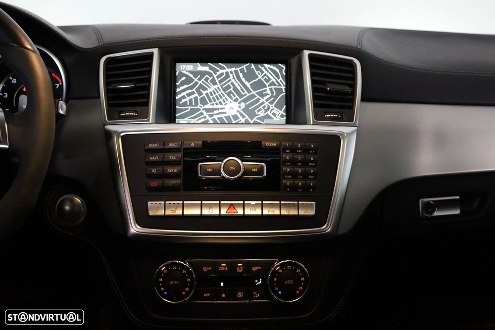 Mercedes-Benz ML 63 AMG 4Matic SpeedshiftFT 7G-TRONIC Performance Package - 35