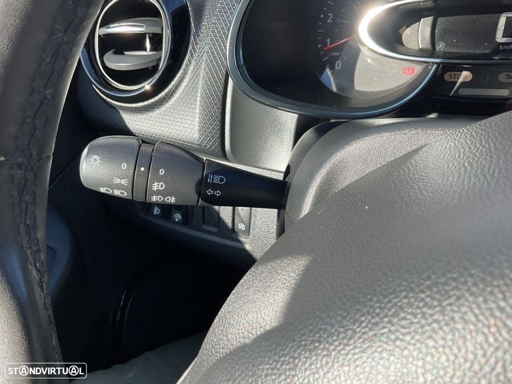 Renault Clio Sport Tourer 1.5 dCi Limited - 22