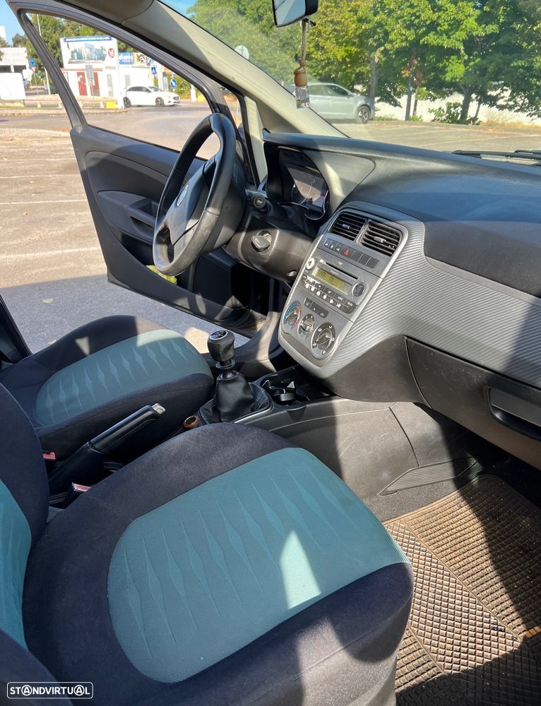 Fiat Grande Punto - 14