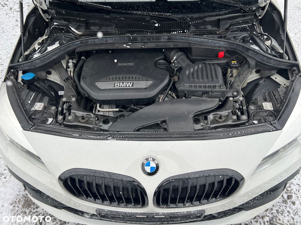 BMW Seria 2 216d Sport Line - 24