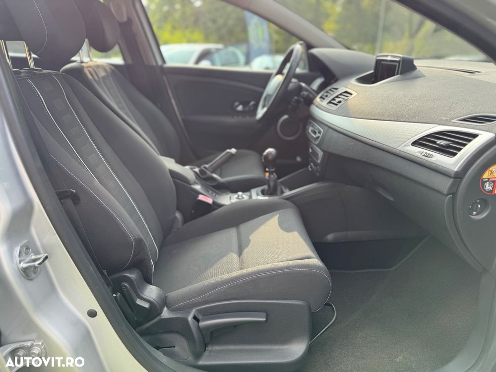 Renault Megane 1.5 dCi Dynamique - 6