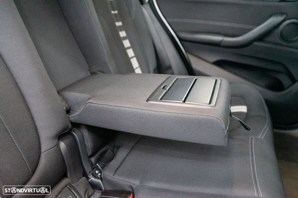 BMW X1 18 d sDrive Line Sport - 45