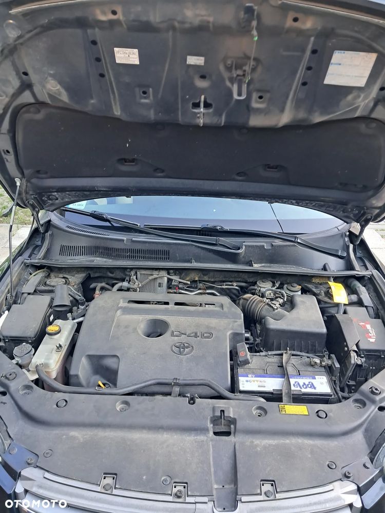 Toyota RAV4 2.2 D-4D Prestige - 13