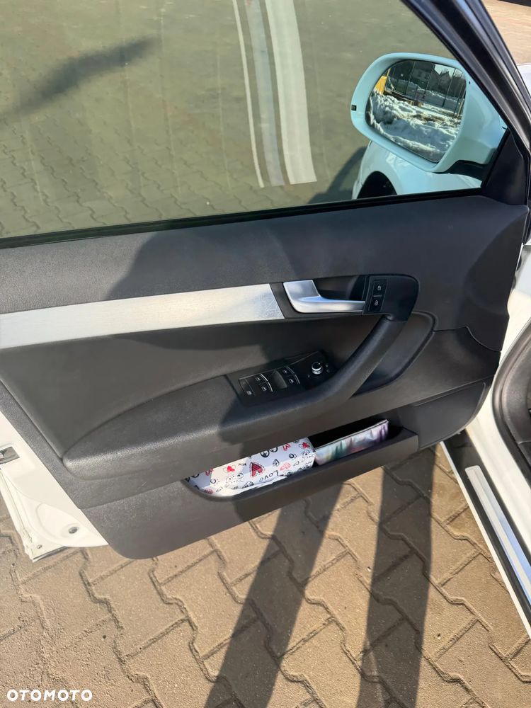 Audi A3 Sportback 2.0 TDI DPF Ambition S tronic - 4