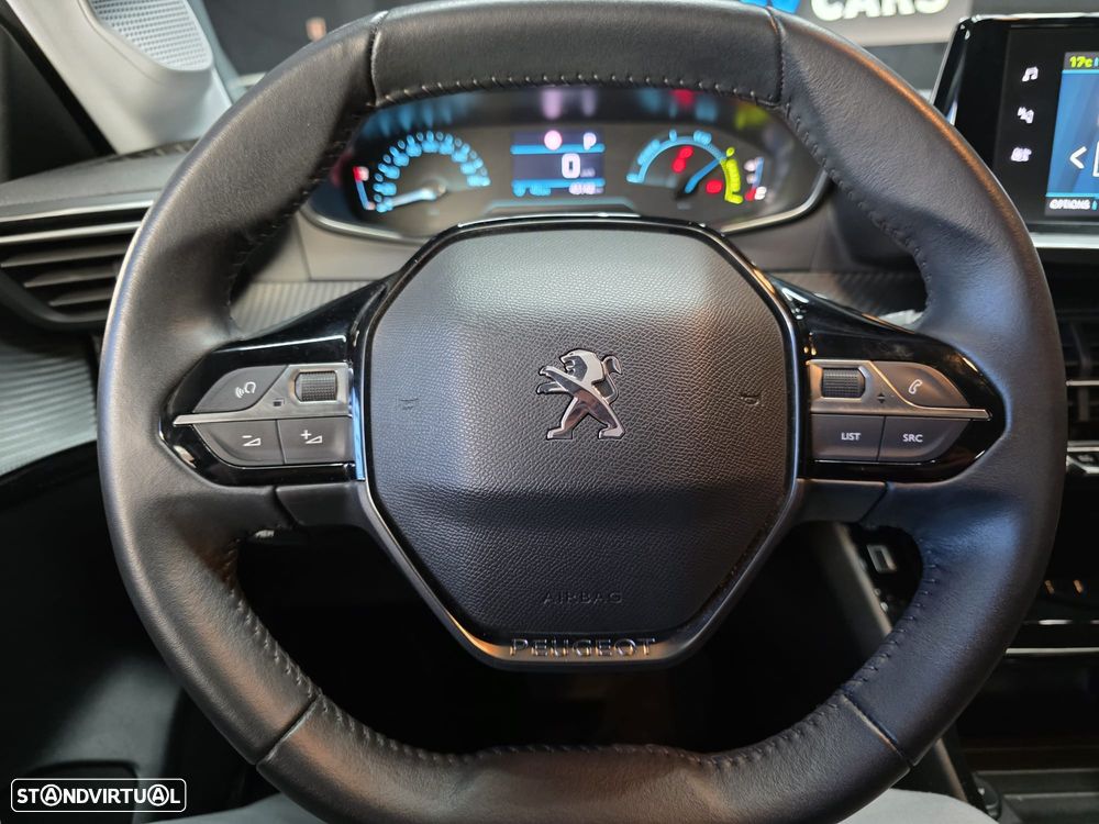 Peugeot e-208 Allure Pack - 19