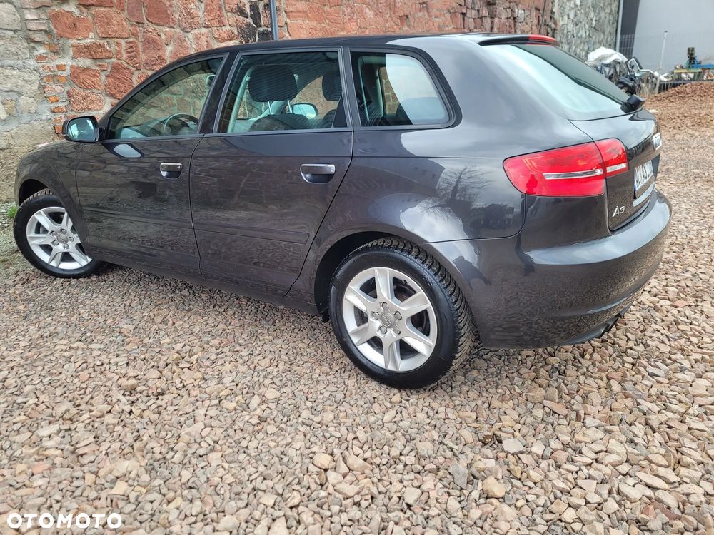 Audi A3 Sportback 1.4 TFSI Ambiente - 15