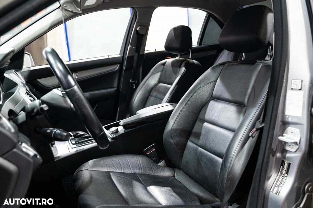 Mercedes-Benz C 250 (BlueTEC) d 4Matic 7G-TRONIC AMG Line - 8