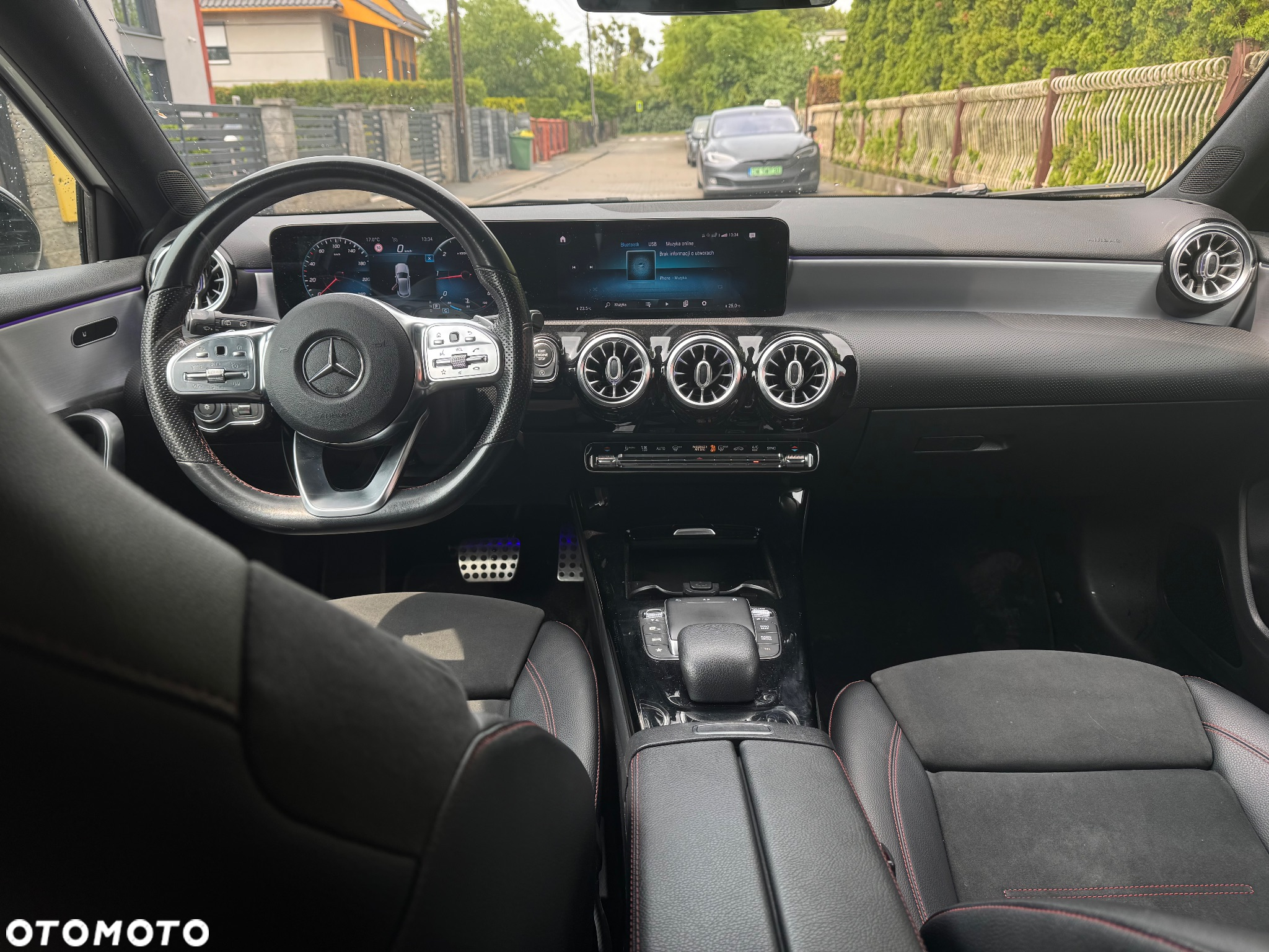 Mercedes-Benz Klasa A 200 d 4-Matic AMG Line 8G-DCT - 18