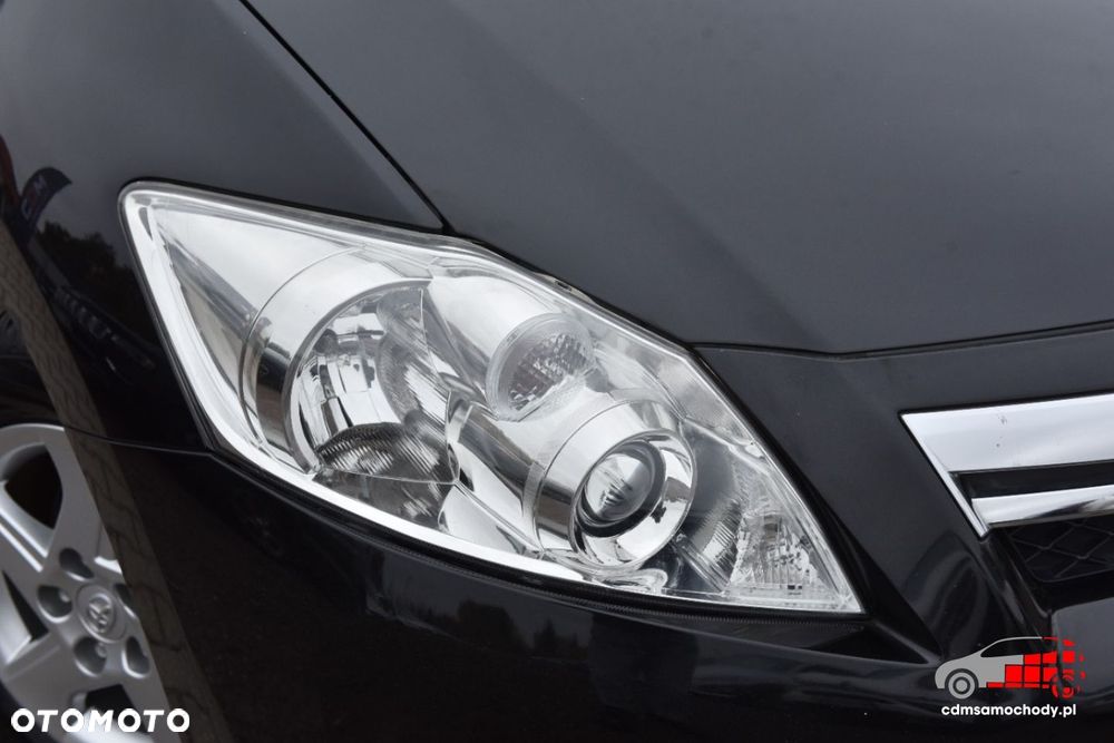 Toyota Auris - 12