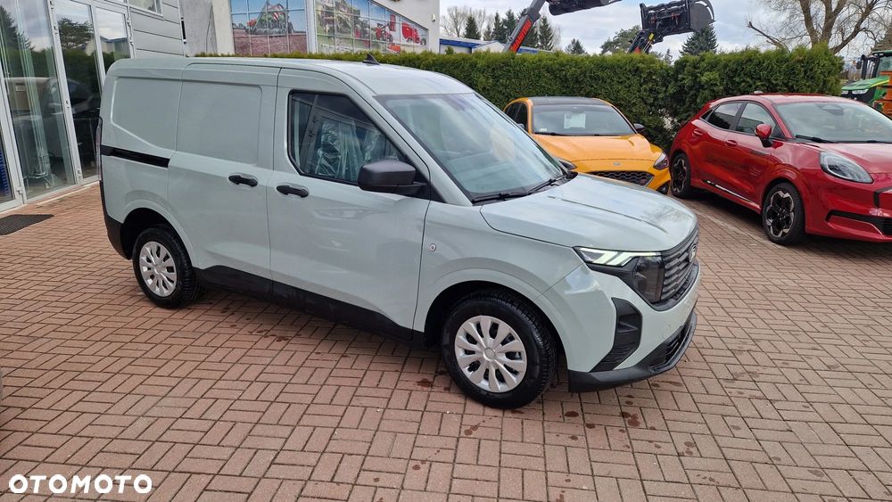 Ford Nowy Courier - 3