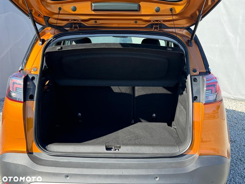 Opel Crossland X 1.2 T Design Line S&S - 15
