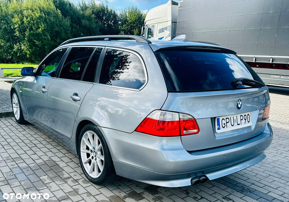 BMW Seria 5 525d - 7