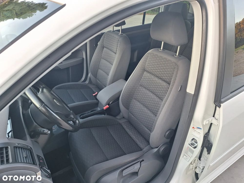 Volkswagen Touran 1.4 TSI Highline DSG - 9