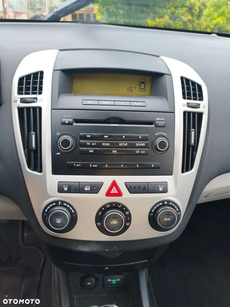 Kia Ceed 2.0 crdi Optimum + - 5