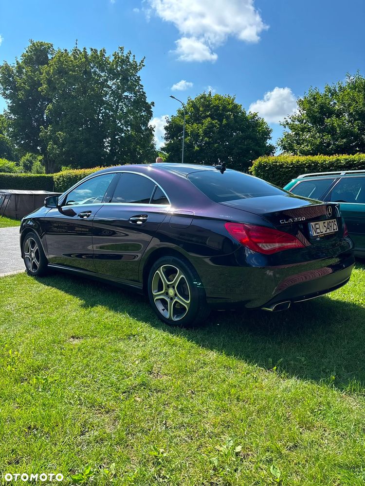 Mercedes-Benz CLA 250 4-Matic - 3