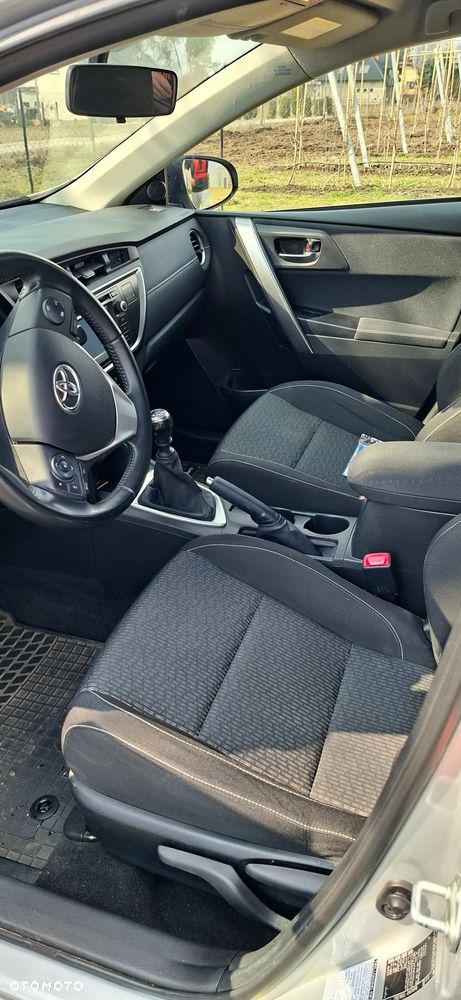 Toyota Auris - 8