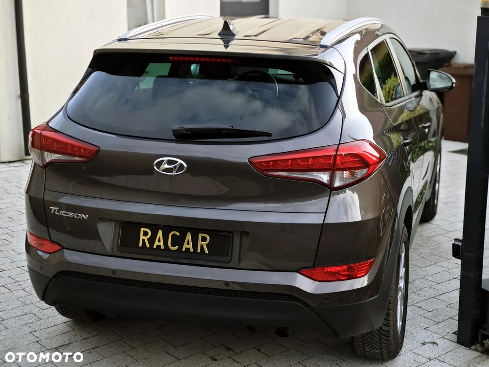 Hyundai Tucson 1.6 GDI BlueDrive Design 2WD - 34