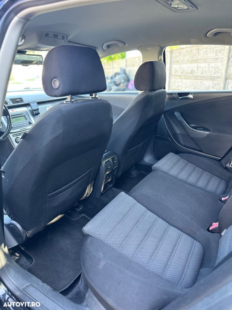 Volkswagen Passat 2.0 Blue TDI SCR Comfortline - 7