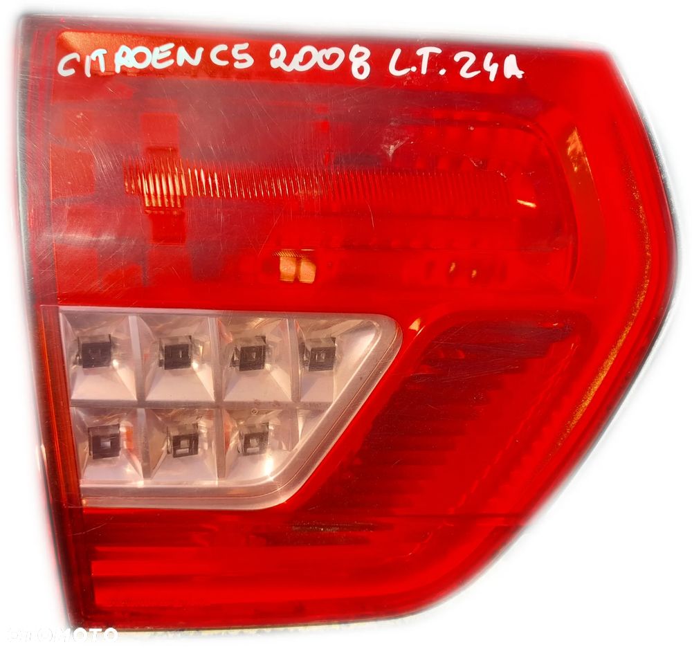 CITROEN C5 III X7 LAMPA LEWY TYŁ LEWA TYLNA KLAPA Z KLAPY W KLAPĘ - 1