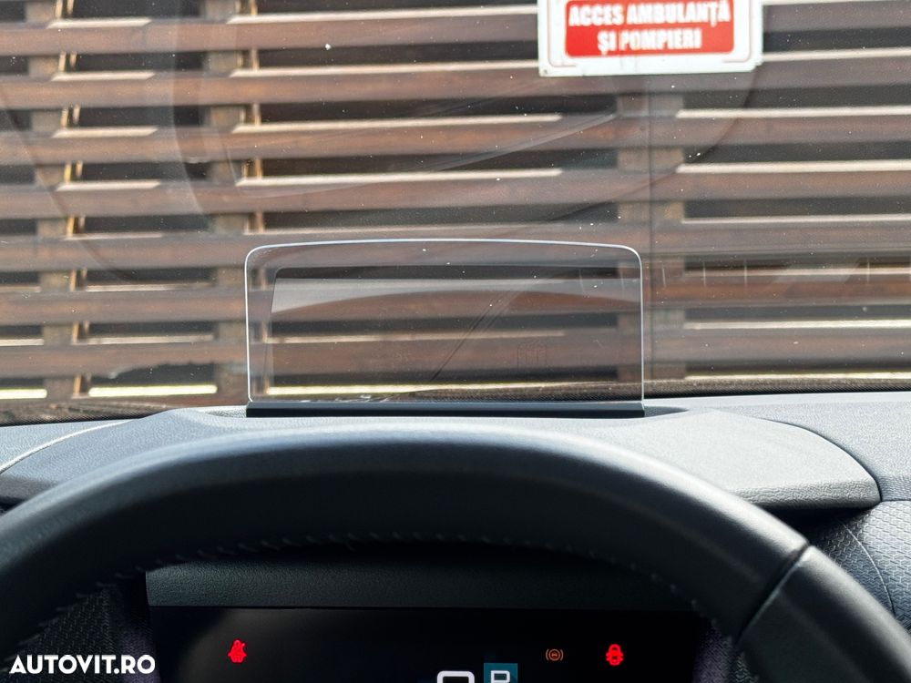 Citroën C4 1.5 BlueHDi S&S EAT8 Feel Pack - 28