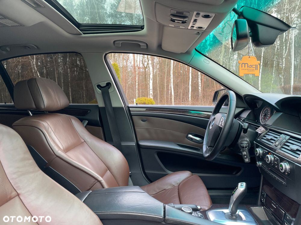 BMW Seria 5 530d Edition Exclusive - 26