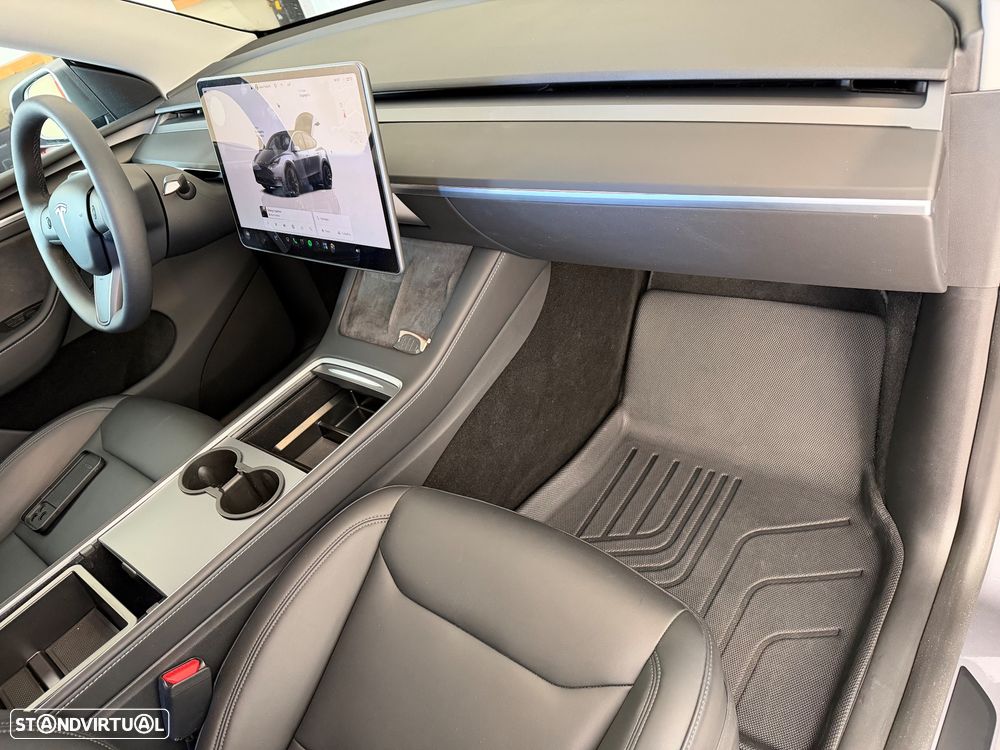 Tesla Model Y Long Range Tração Integral - 14