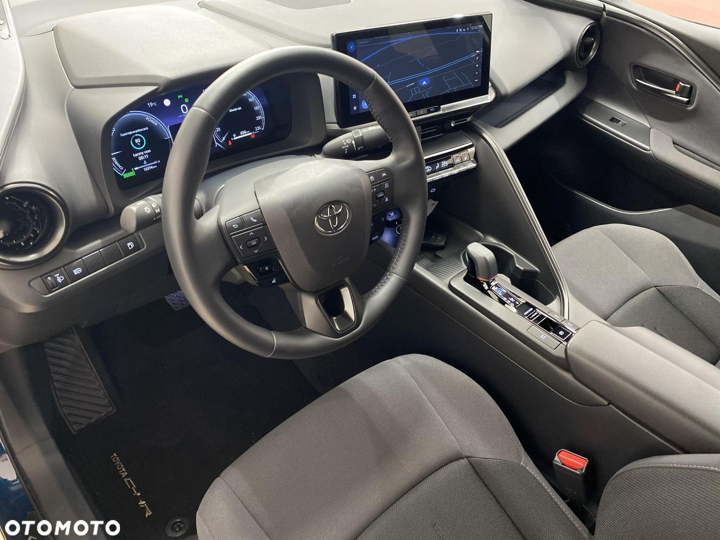 Toyota C-HR - 10