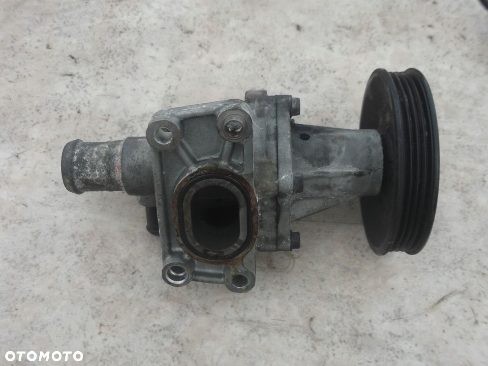 SPARK M300 POMPA WODY OBUDOWA TERMOSTATU 1.0 - 2