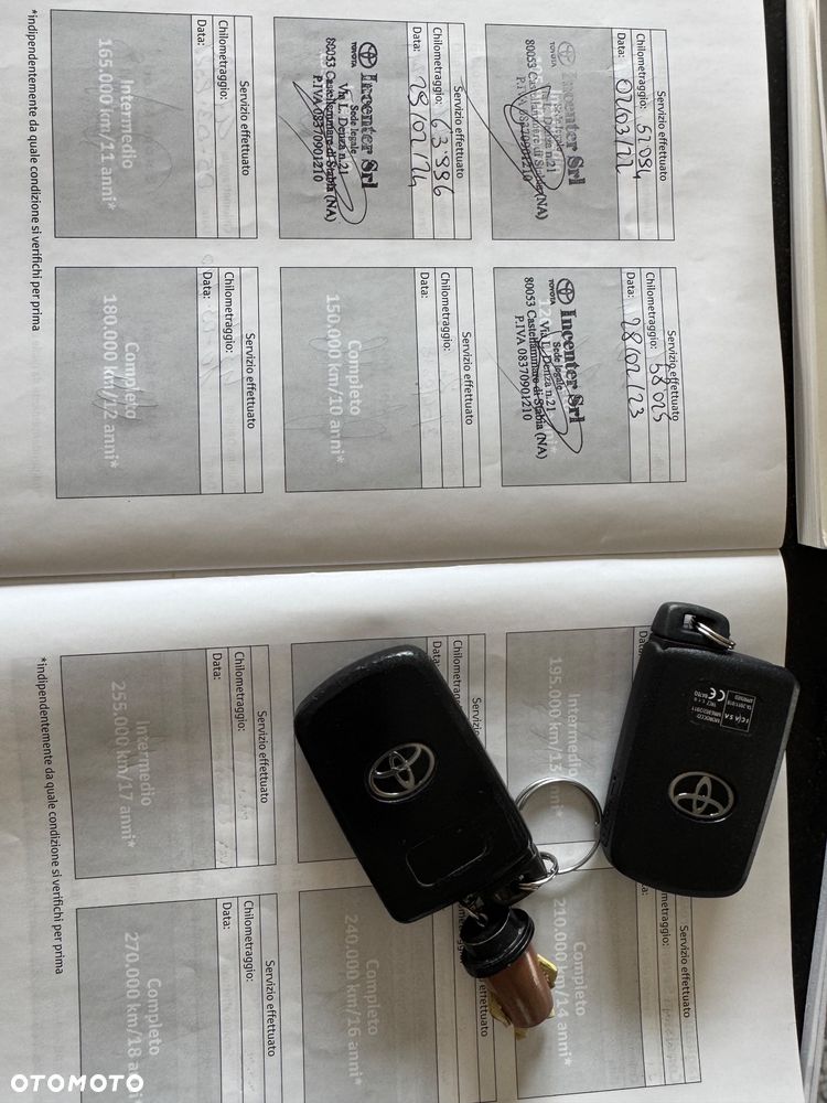 Toyota Auris 1.8 HSD Luna - 19