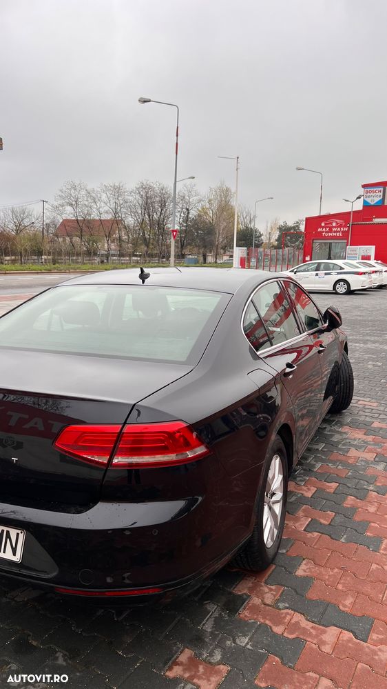 Volkswagen Passat - 9