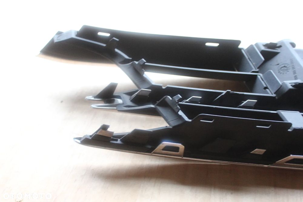 KRATKA ZDERZAKA LEWA AUDI A8 D5 4N0807679 2018 - 8