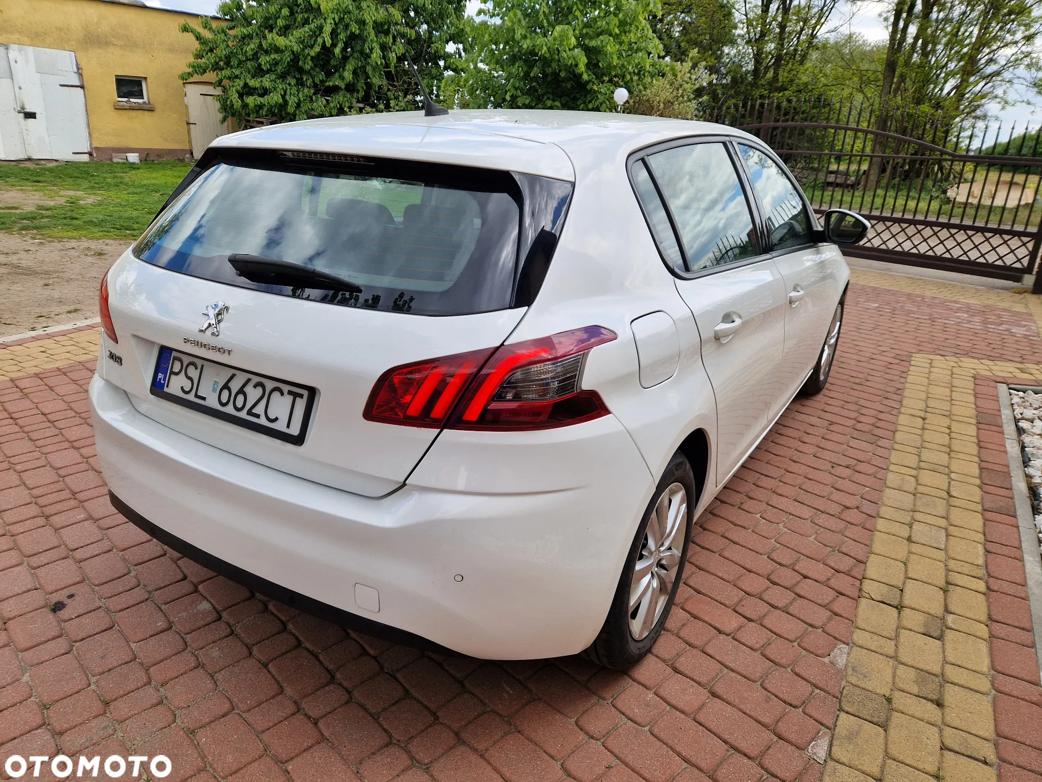 Peugeot 308 1.5 BlueHDi Style S&S EAT8 - 8