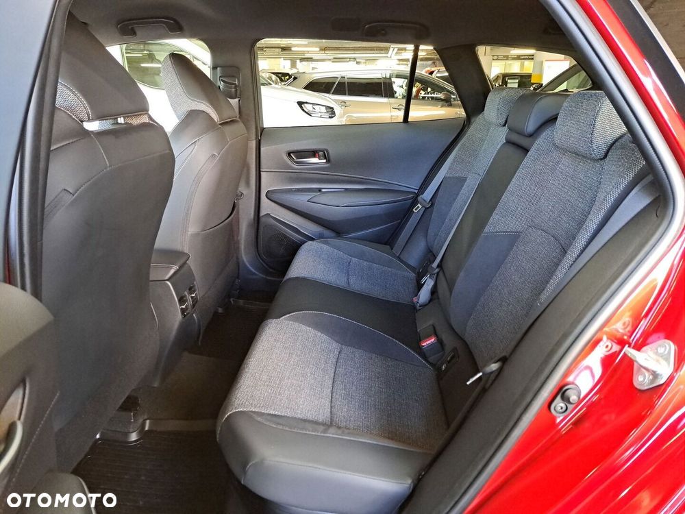 Toyota Corolla - 31
