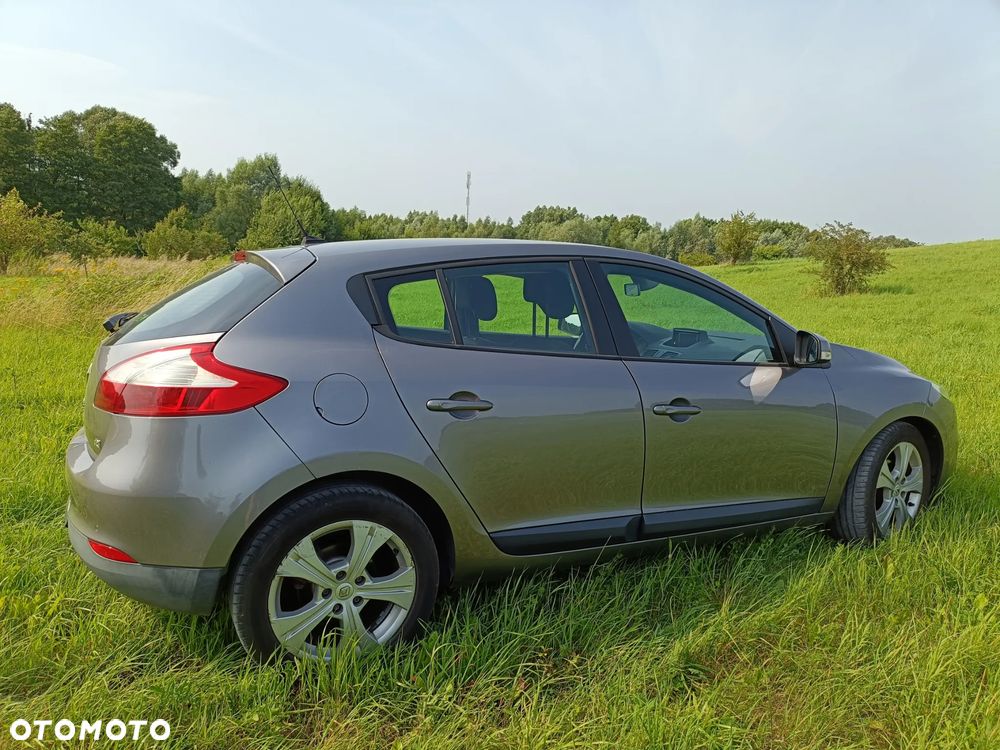 Renault Megane 1.5 dCi Bose - 7