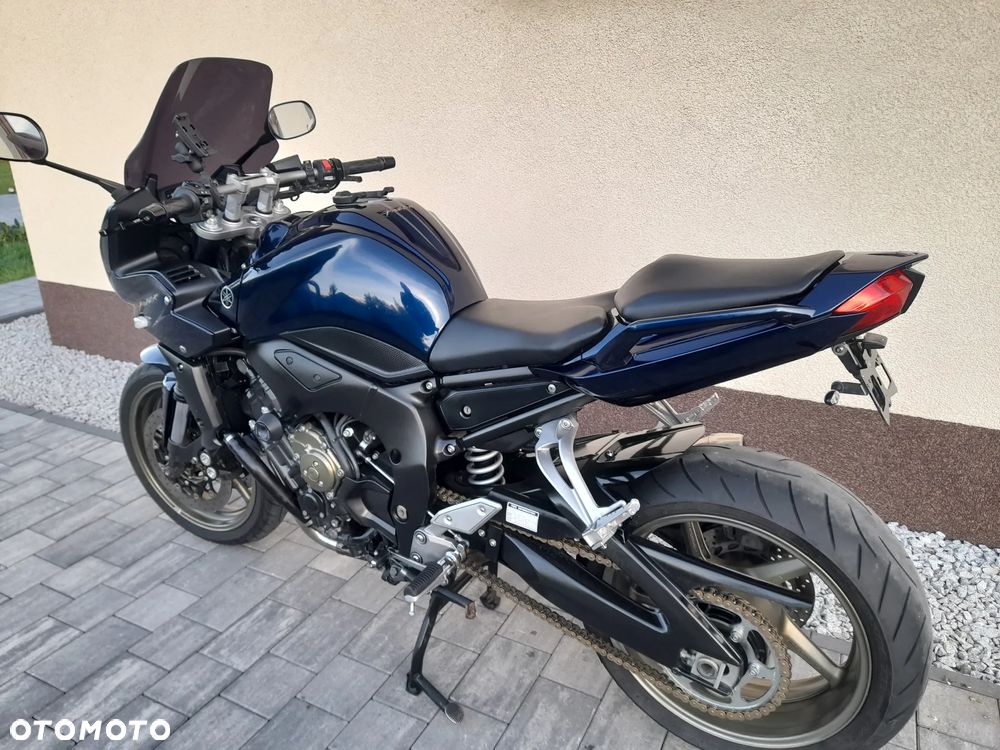 Yamaha FZ - 19