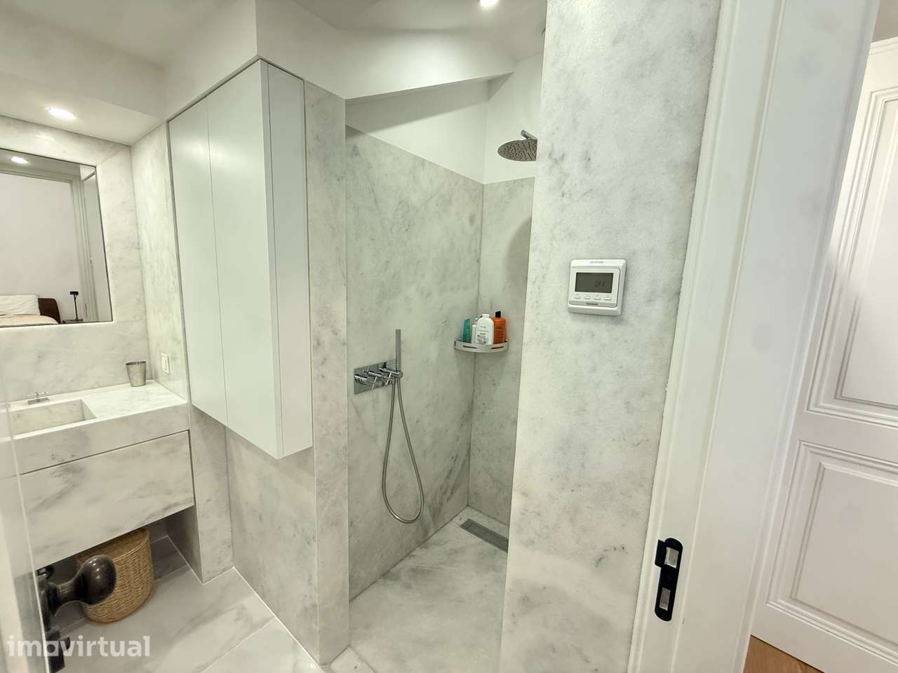 T2 com 2 casas de banho e jardim privativo na Graça - Grande imagem: 4/52