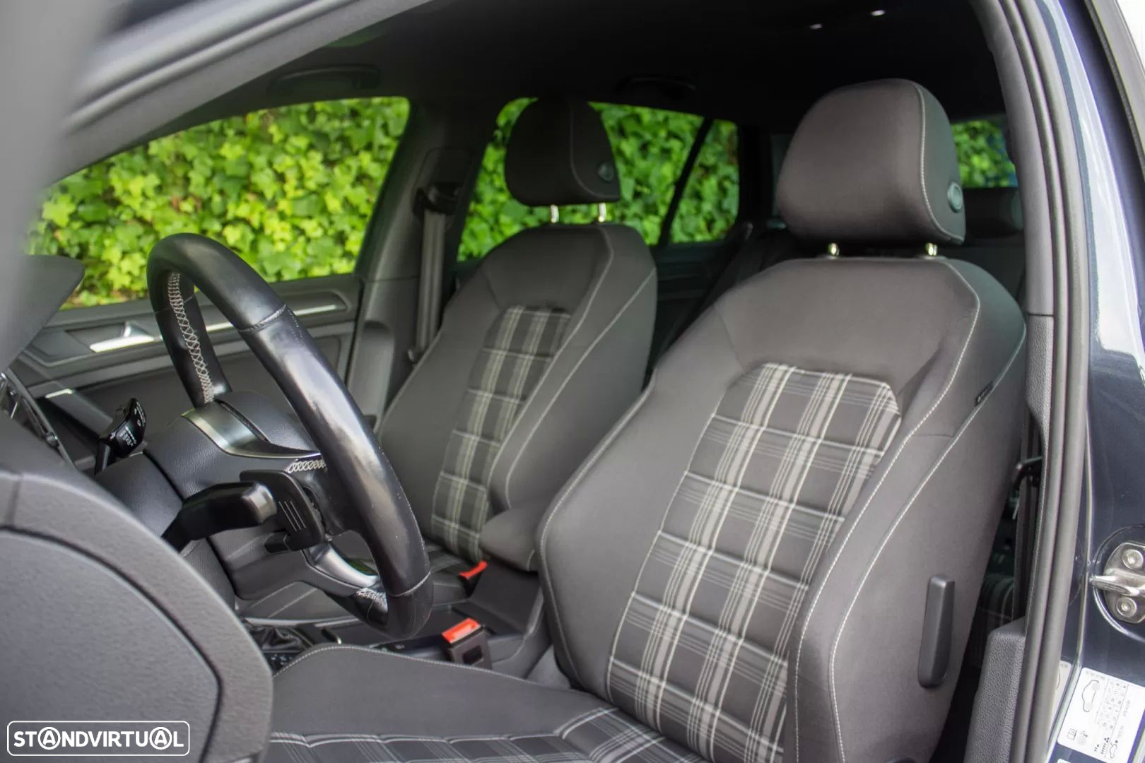 VW Golf 2.0 TDI GTD DSG - 12