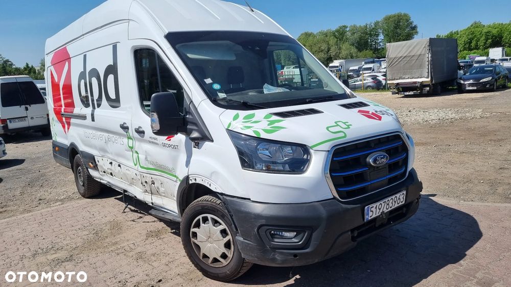 Ford Transit - 11