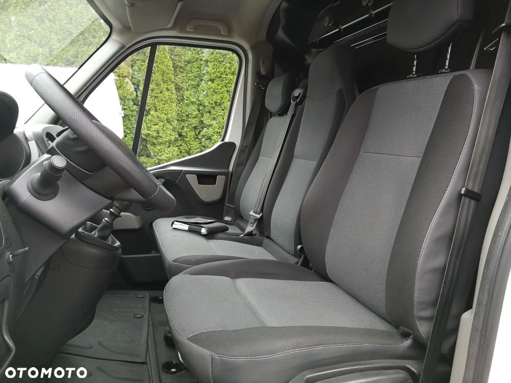 Renault Master - 18