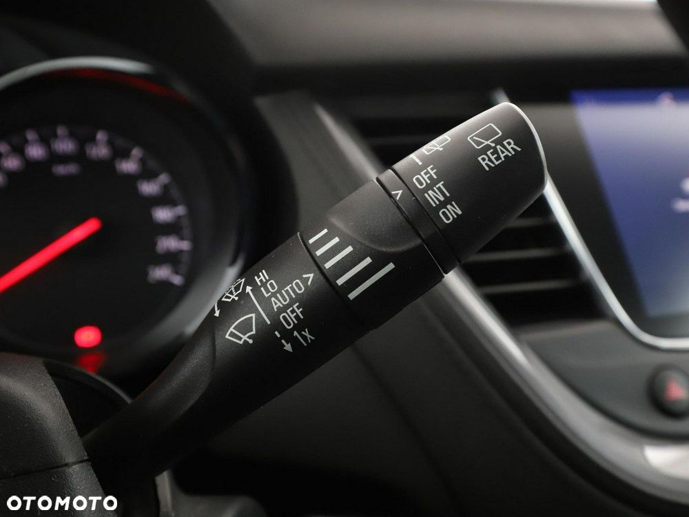 Opel Grandland X 1.2 T GPF Design Line S&S - 32