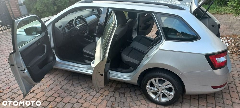 Skoda Fabia 1.0 TSI Ambition - 35