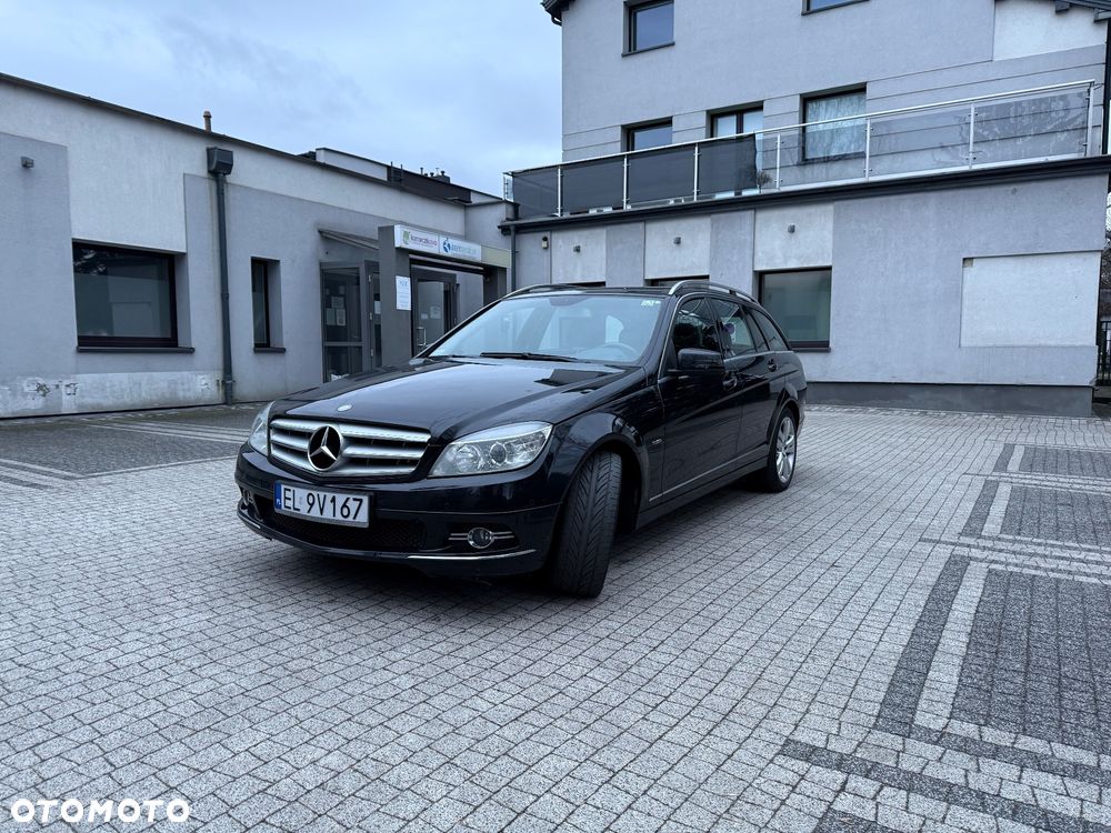Mercedes-Benz Klasa C 180 T CGI Automatik BlueEFFICIENCY Avantgarde - 3